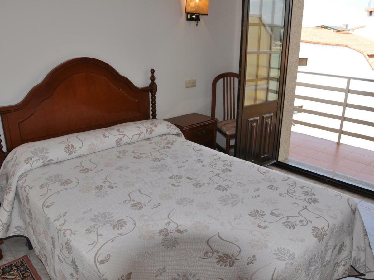 Hostal Mourelos او غروف الغرفة الصورة